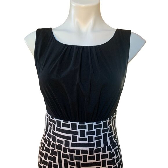 Trina Turk Sheath Dress Black & White SMALL Basket Weave Print - Picture 2 of 9